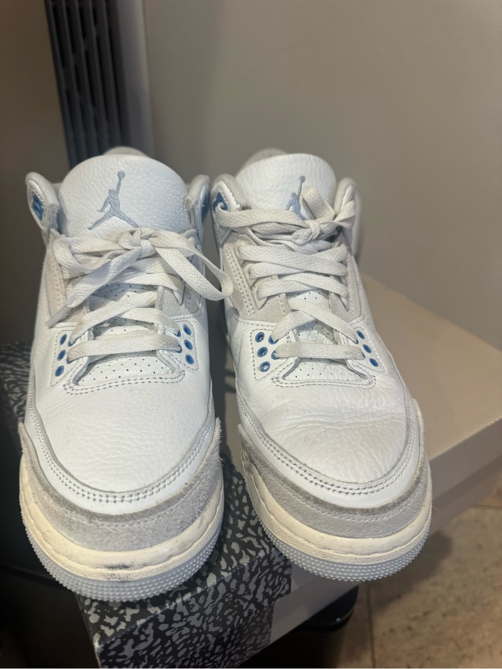 Jordan Kids White and Light Blue Low-Top Retro Sneakers